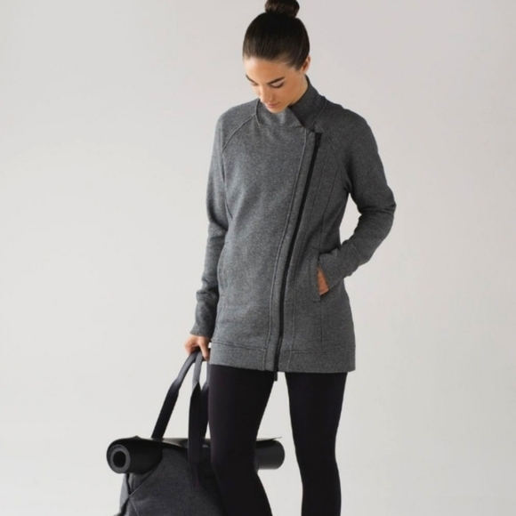Lululemon Asymetrical Back To It Wrap Jacket Sz 2 Heathered Speckled Black - Picture 1 of 12